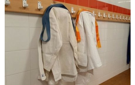 PAUSE D'UNE SEMAINE DU 1ER MAI AU 8 MAI INCLUS